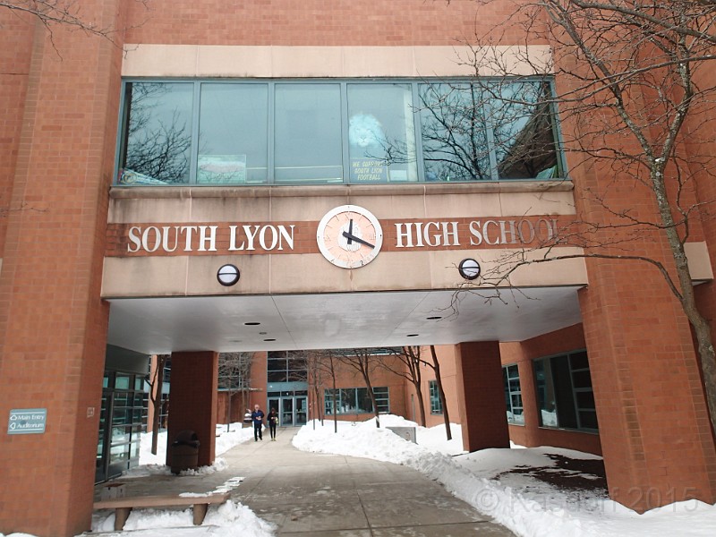 2015-02-07 Winter Witchs Hat 5K 034.JPG - 2015 Witchs Hat 5K South Lyons Michigan